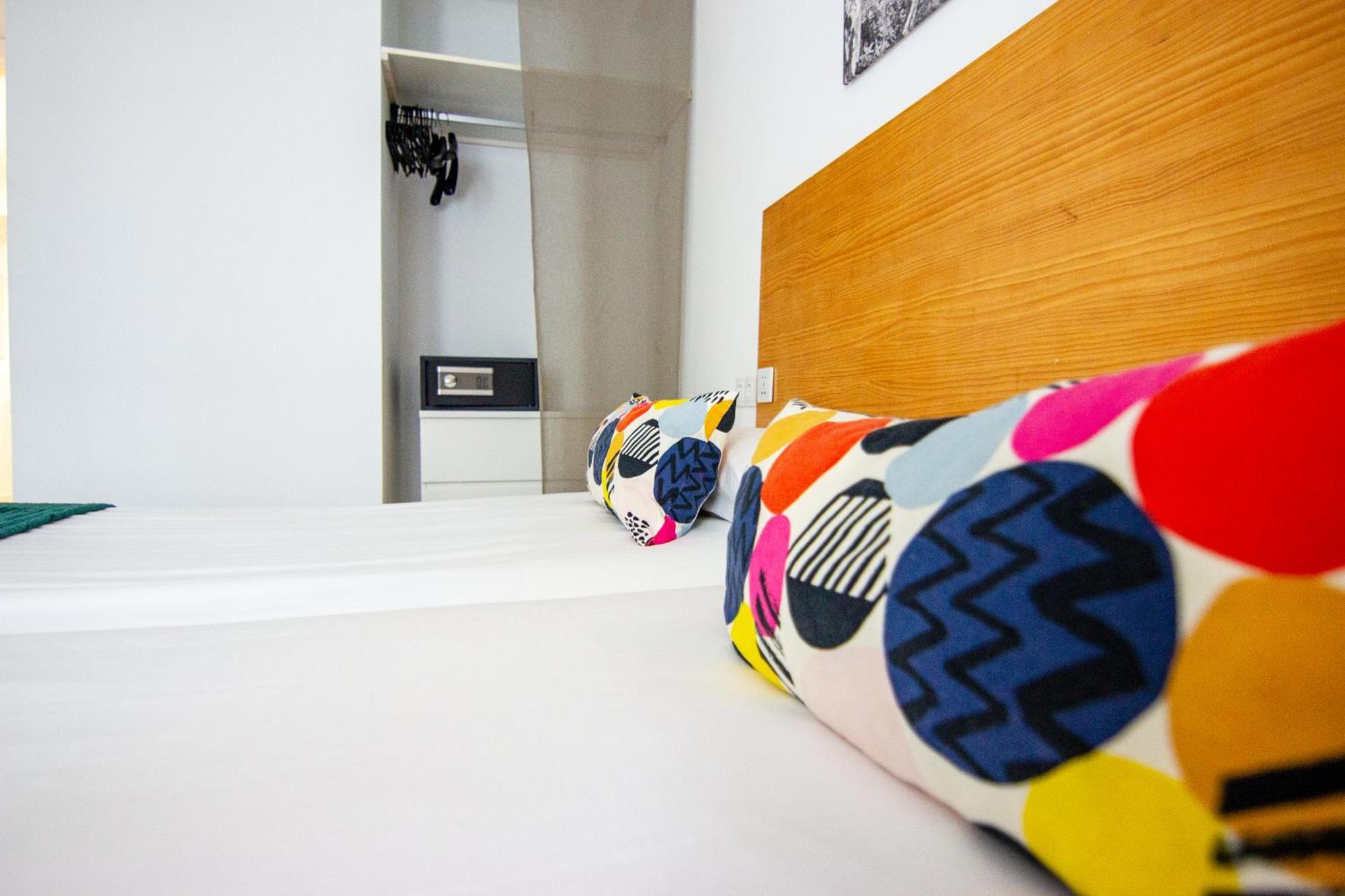 Rentalsevilla Teodosio Apartament *
